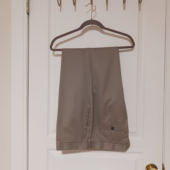 Claiborne Men's flat front dress slacks, Stone color,  Size 38" X 28" - Picture 11 of 11